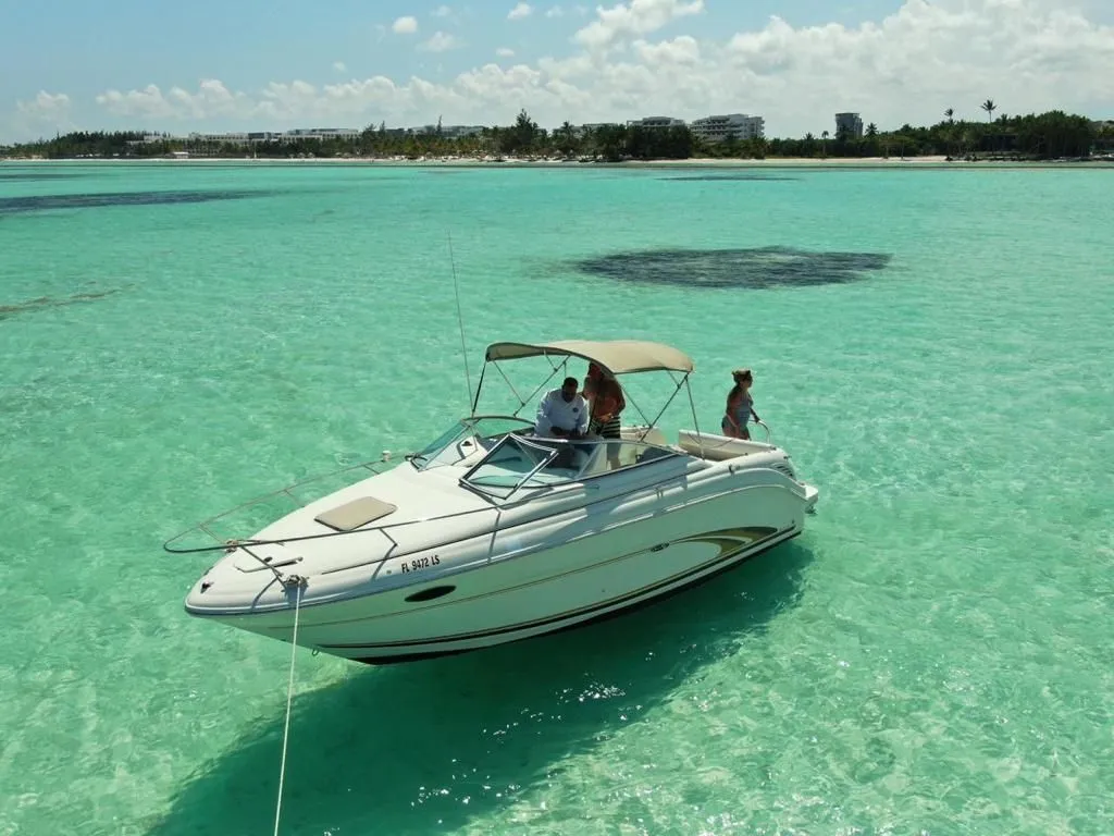 Explore Punta Cana on a 7.6m Sea Ray 250 Motor Boat Rental