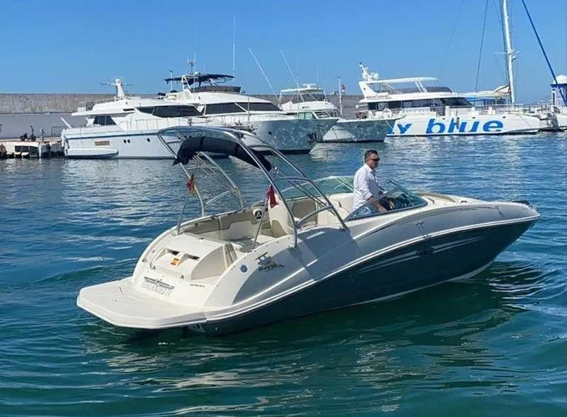 Explore Marbella on a 8.1m Rental Boat