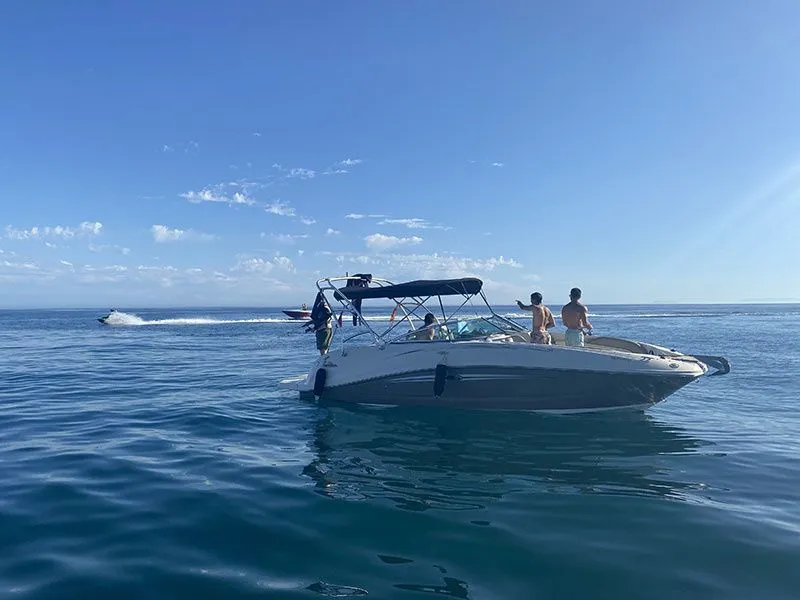 Explore Marbella on a 8.1m Rental Boat