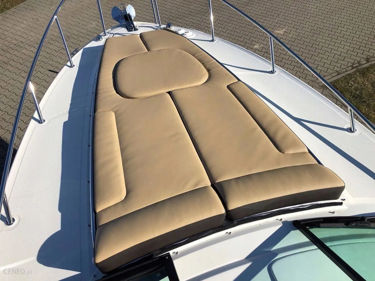 Charter a 8.39m Boat in Wilkasy