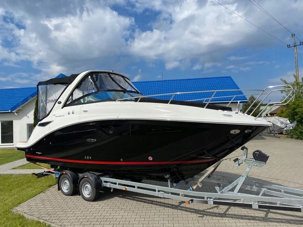 Charter a 8.39m Boat in Wilkasy