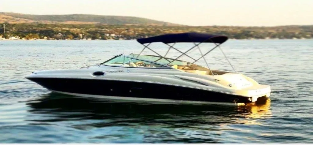 Explore Cala Jondal on a 9m Sea Ray 270 Motor Boat Rental