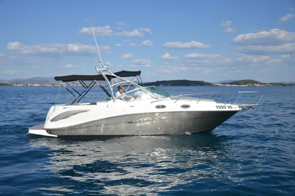 Explore Tribunj on a 9.4m Rental Sea Ray 275
