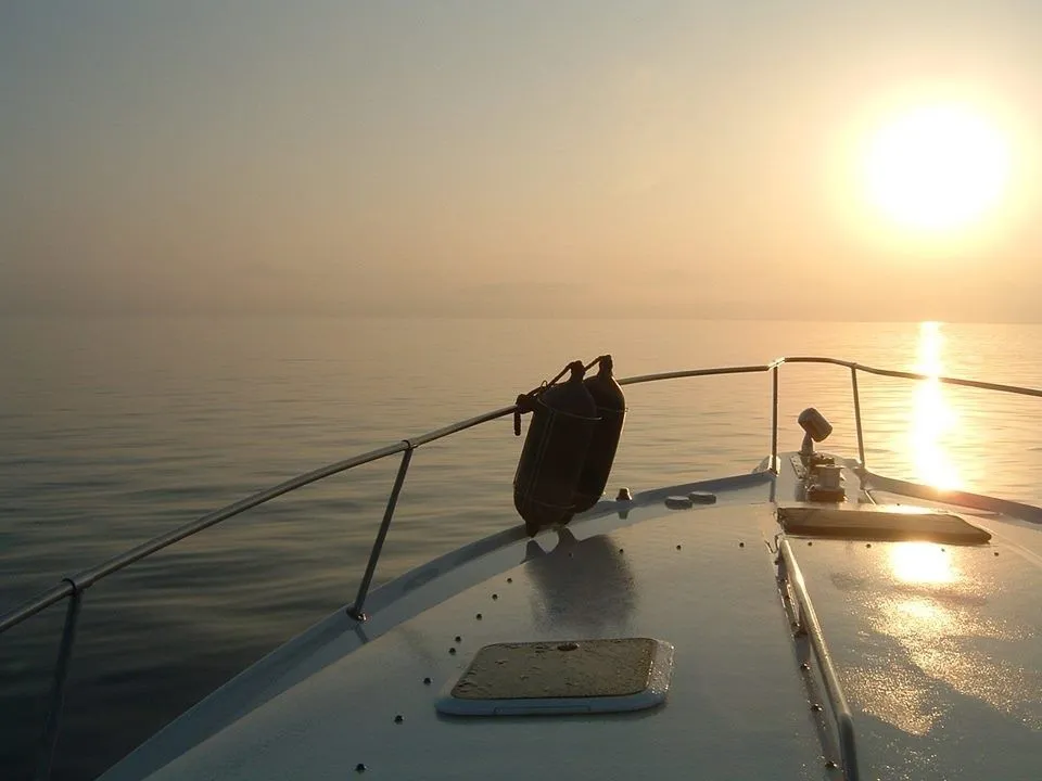 Explore Ayia Napa on a 12m Rental Sea Ray 350 Sundancer