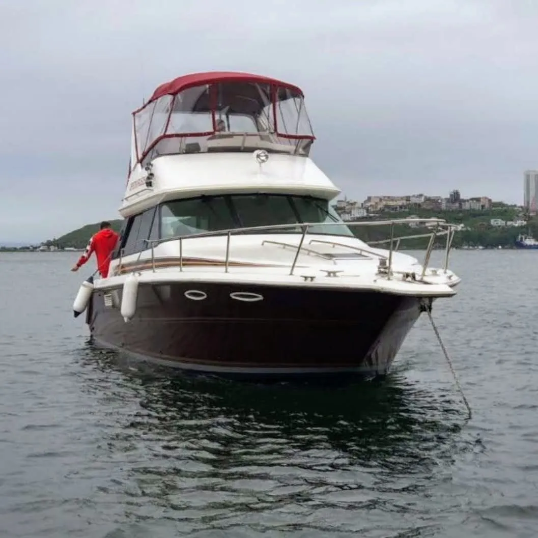 Vladivostok 12.47m Kiralık Tekne