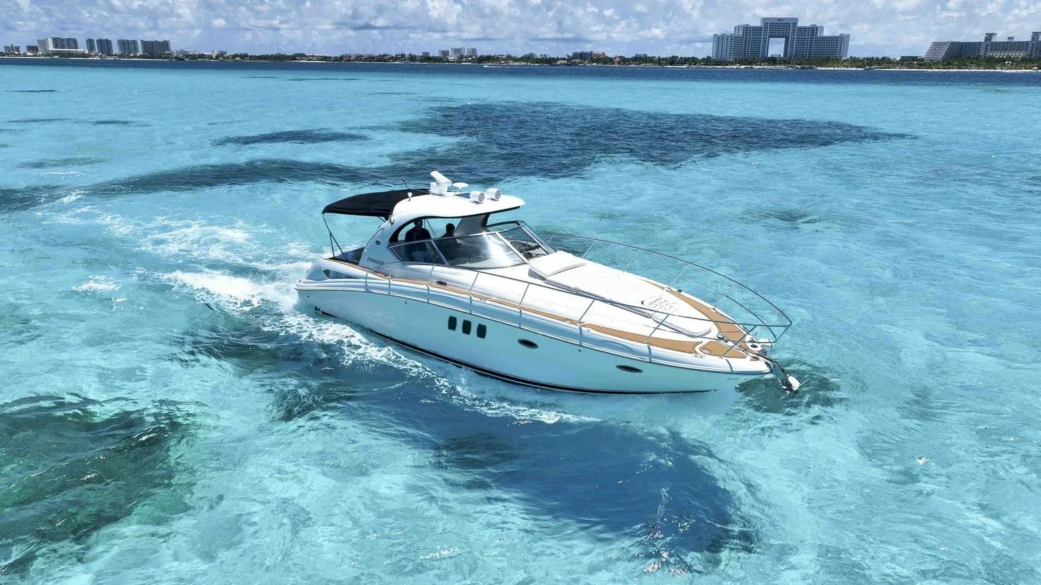 Cancun 11.33m Kiralık Sea Ray 370