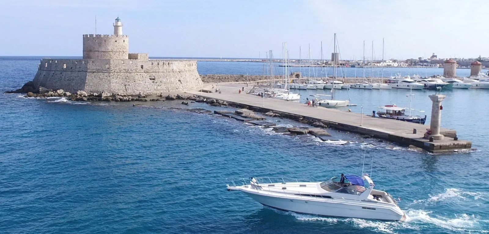 Rodos Kiralık Sea Ray 420 Sundancer 14m Motoryat