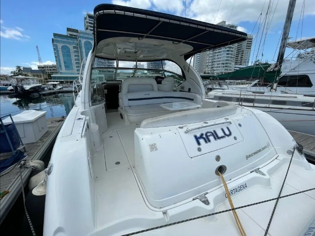Kalu Charter Boat