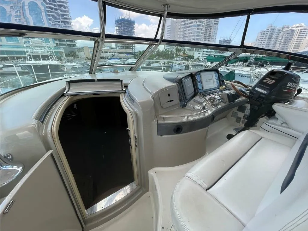 Kalu Charter Boat