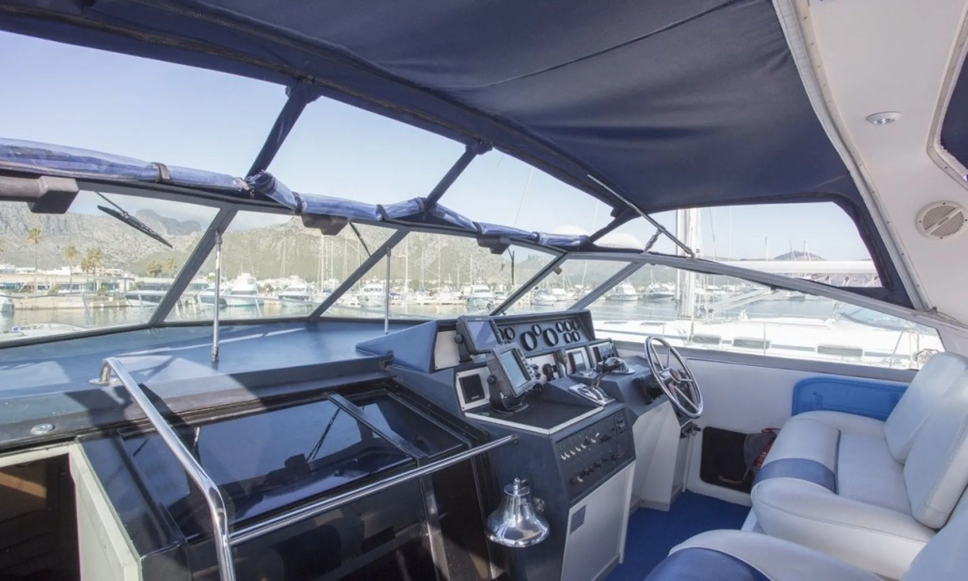 Perseo Charter Boat