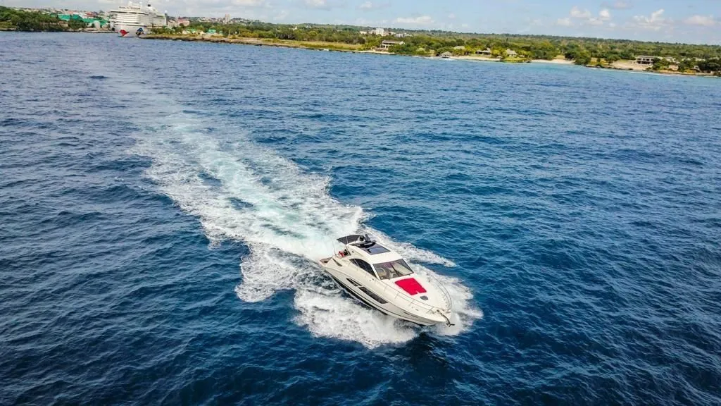 Blanco Perla Mietboot - 4