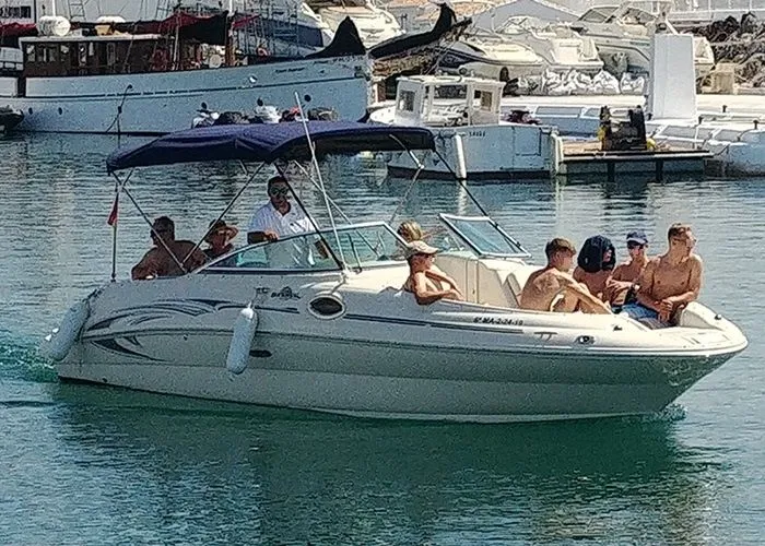 Explore Marbella on a 8.2m Rental Sea Ray Sundeck 240