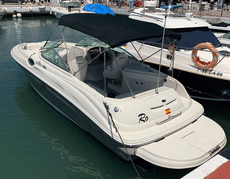 Ro Charter Boat