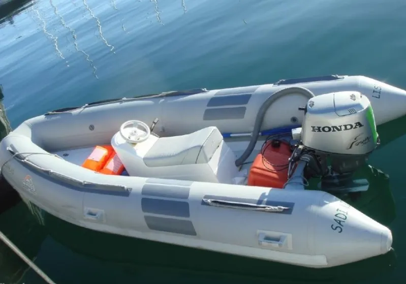 Charter a 4.2m Boat in Vilamoura