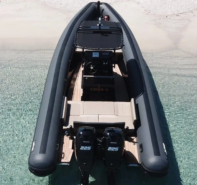 Charter a 8.5m Motor Boat in Cogolin