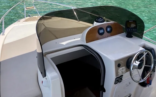 Charter a 6.7m Seacode Hampton FB in Opatija