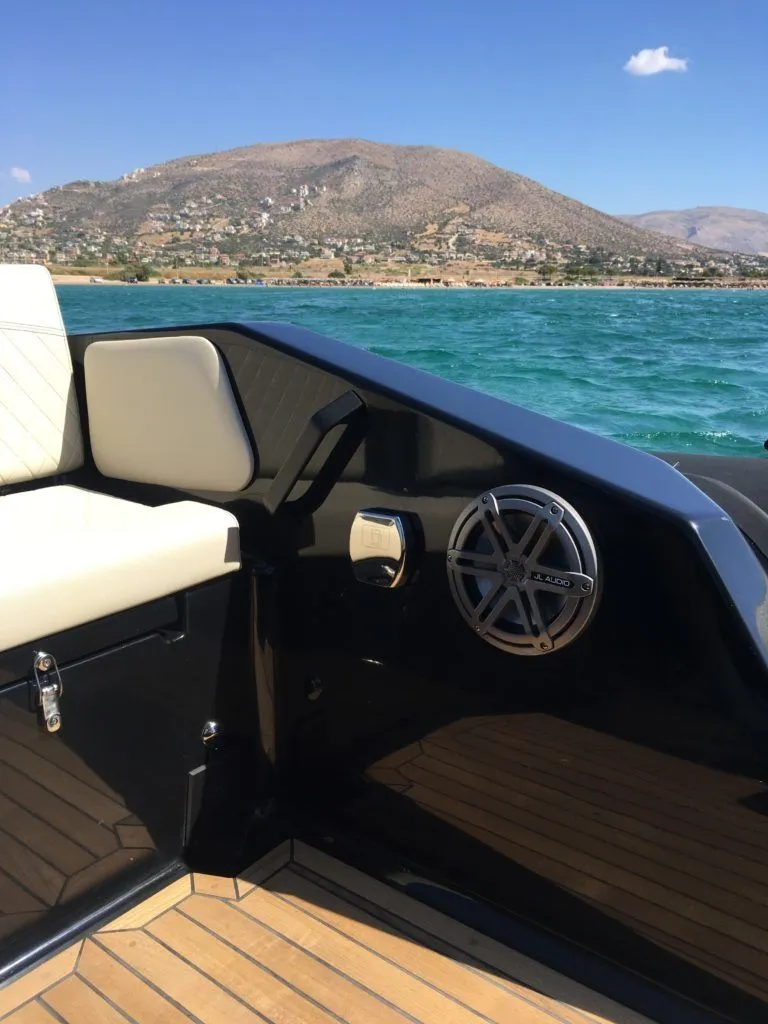 Charter a 9.6m Seafighter Ultimeight 30 Motor Boat in Mykonos City