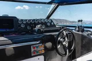 Explore Salamina on a 9m Rental Motor Yacht Sealine 28