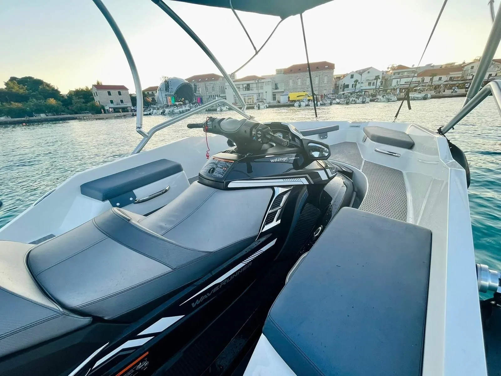 No Name Charter Boat