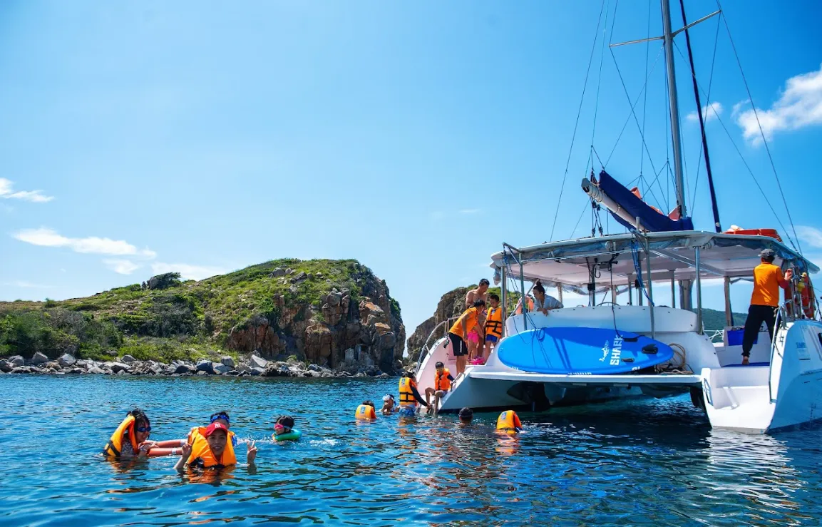 Арендуйте 10.3м Seawind 1050 в Нячанг