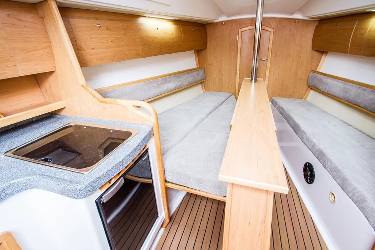 Monsun 1 Charter Boat