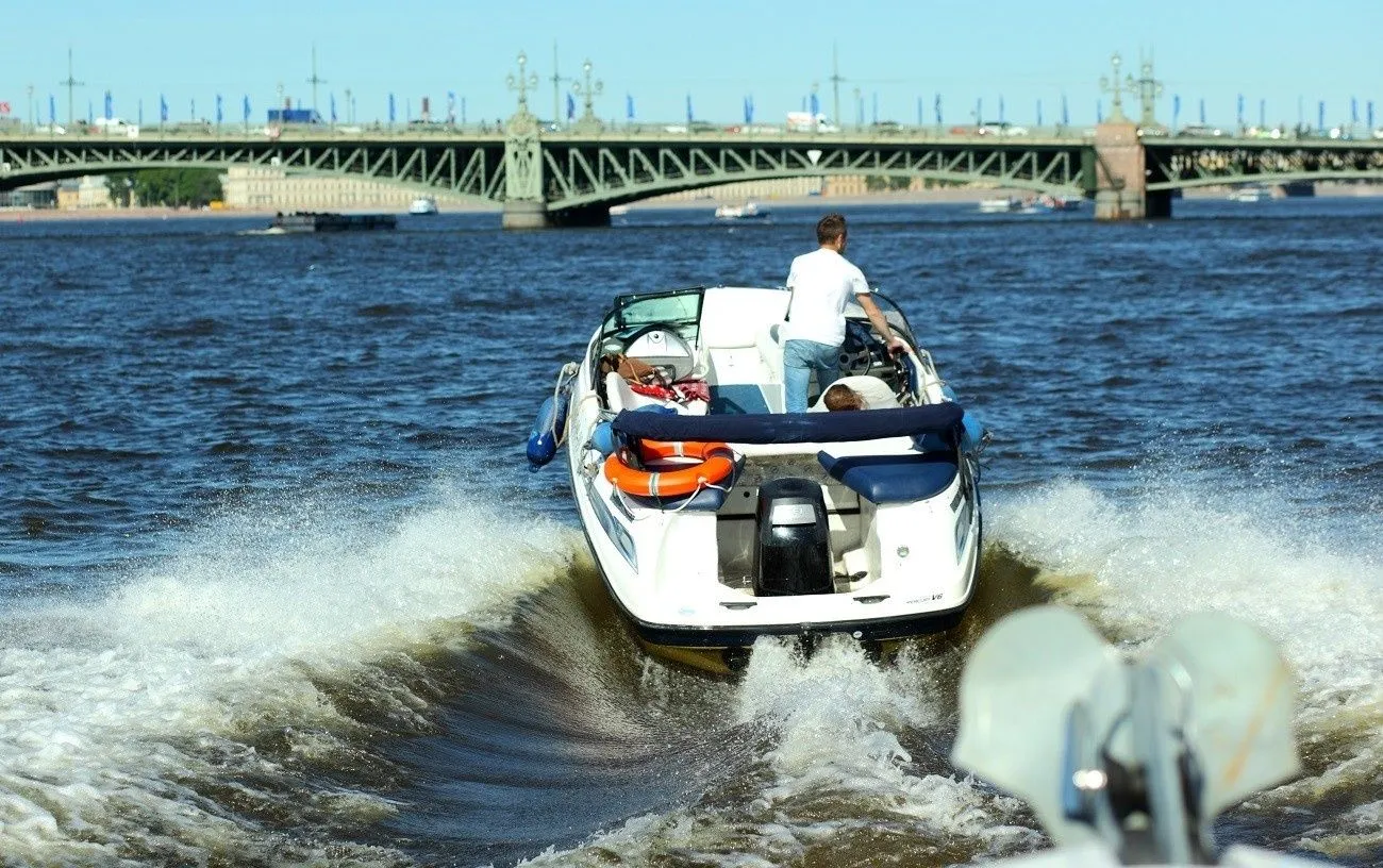 Storm 3 Charter Boat