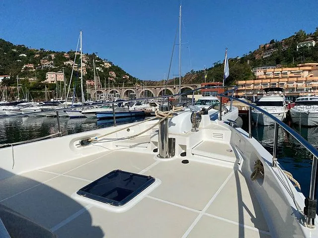 Charter a 18.34m Motor Yacht Selene 60 in Mandelieu-la-Napoule