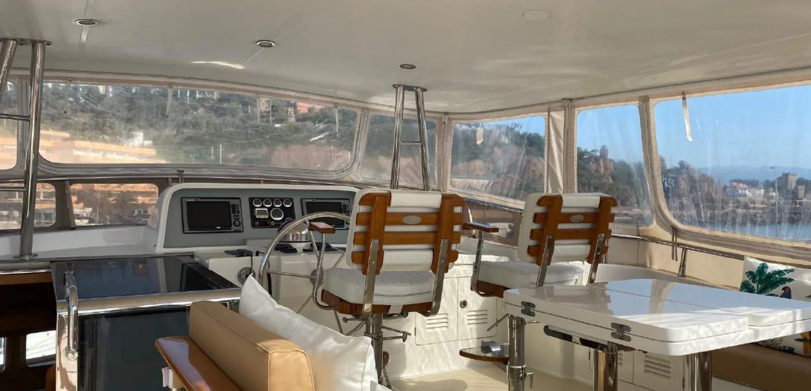 Nomade Charter Boat