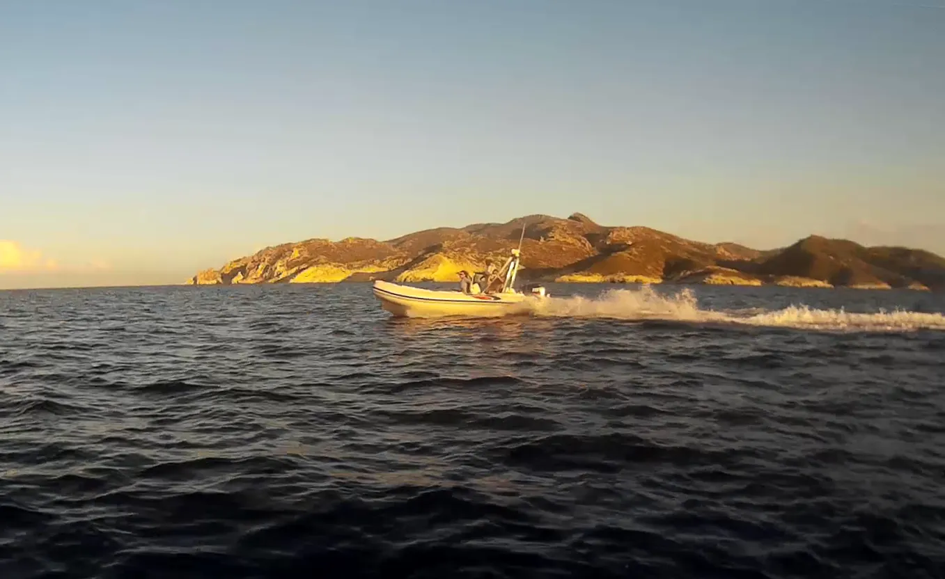 Rent a 5.3m Selva 5.3 Motor Boat in Sifnos