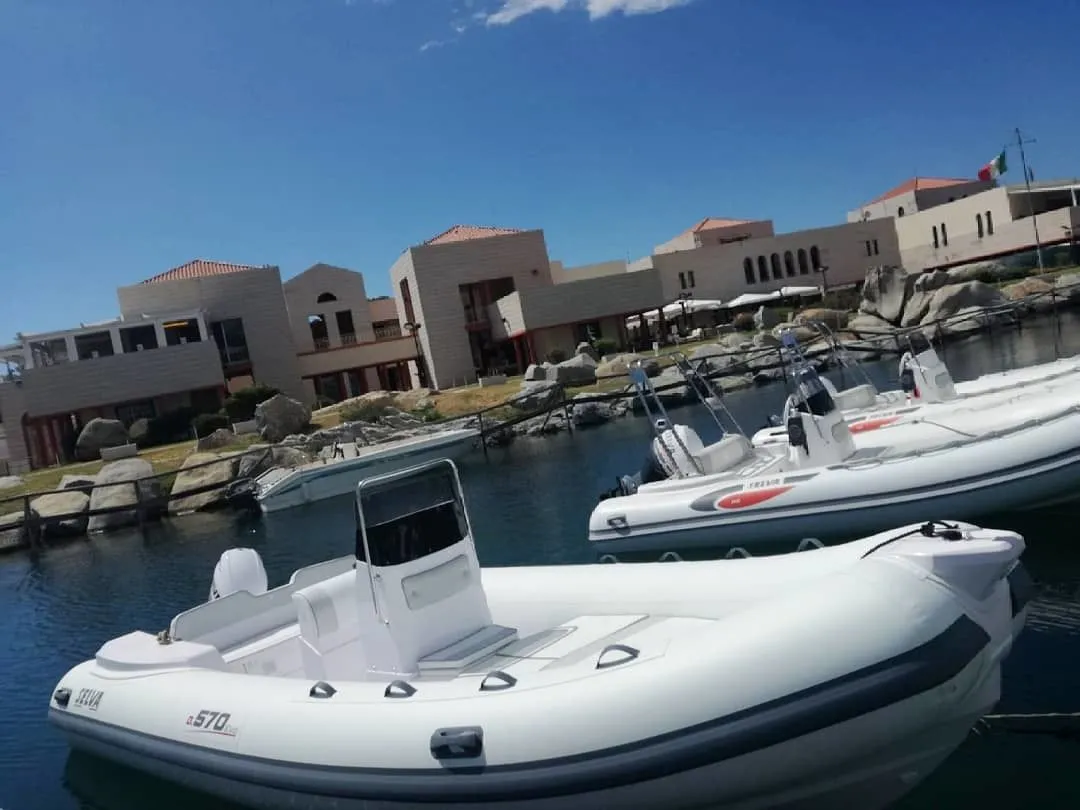 Rent a 5.7m Boat in Villasimius