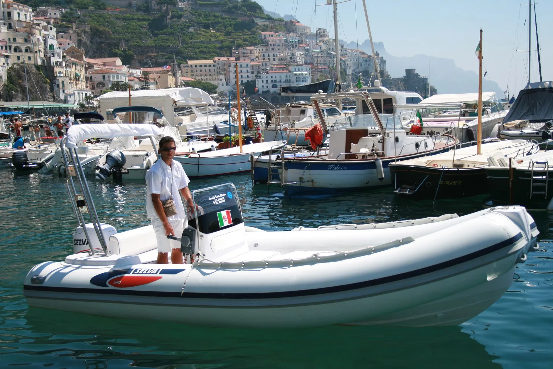 Rent a 5.7m Boat in Amalfi
