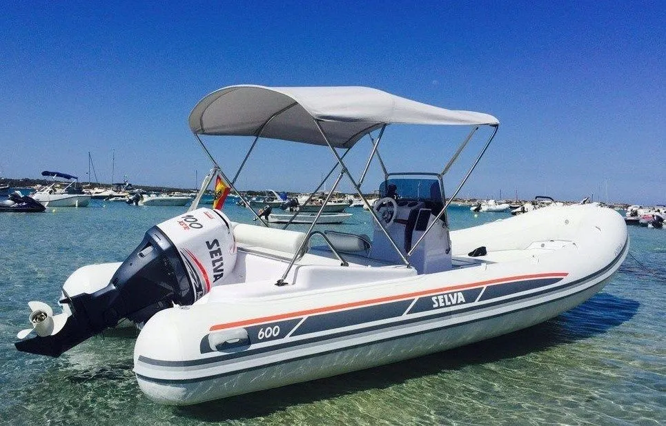Rent a 5.99m Motor Boat in Ibiza Town