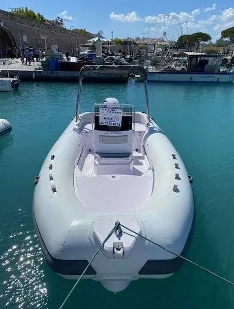 No Name Mietboot