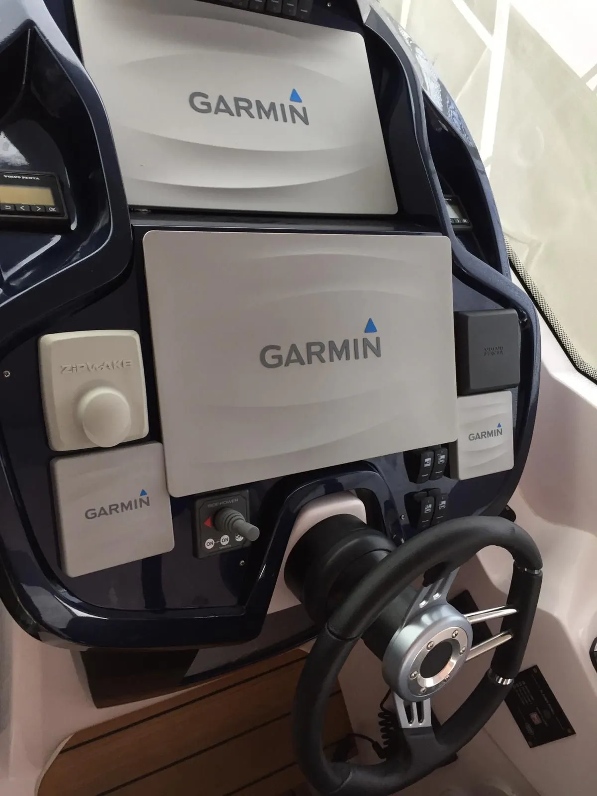 Virion 1 Charterboot - 5