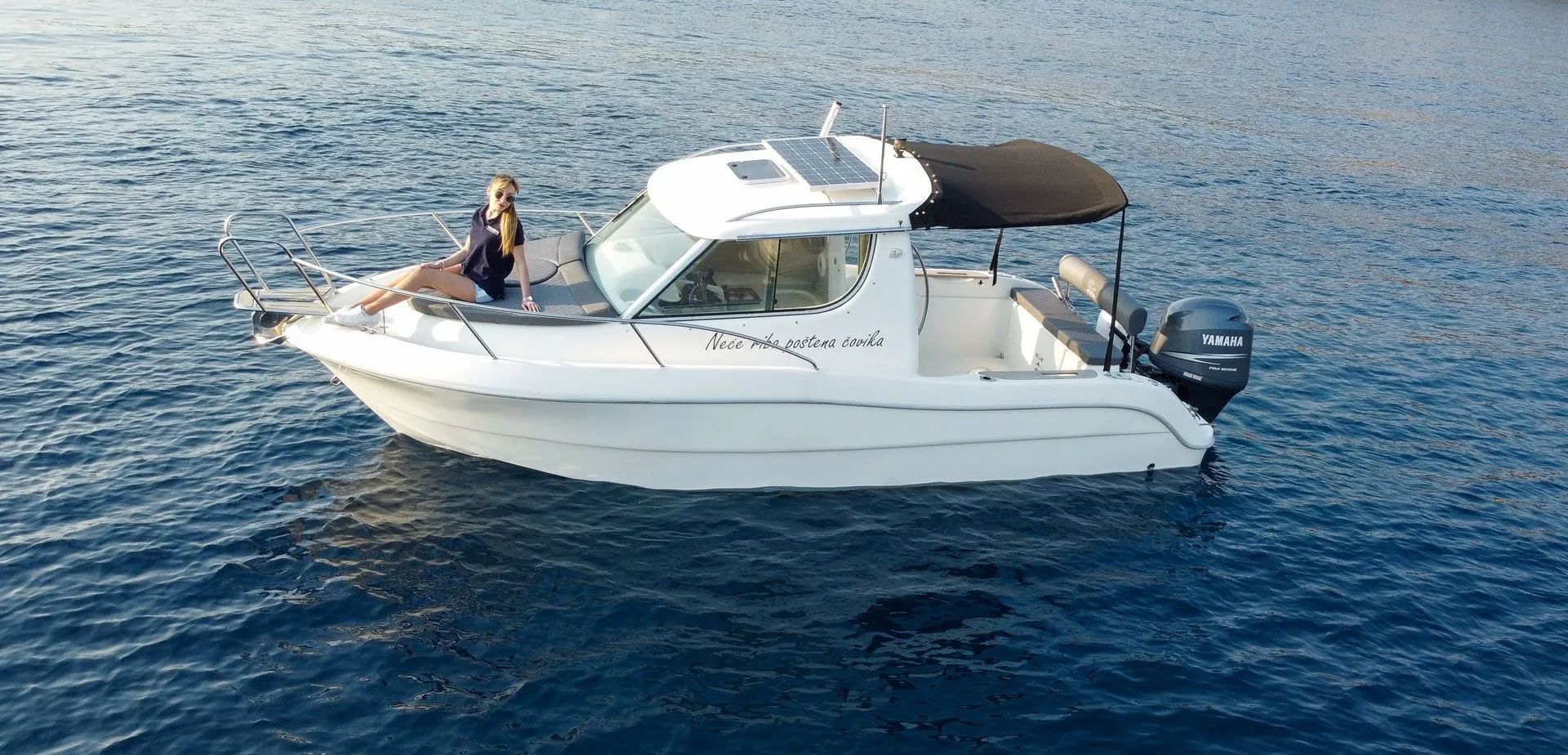 Rent a 6.76m Motor Boat in Novi Vinodolski