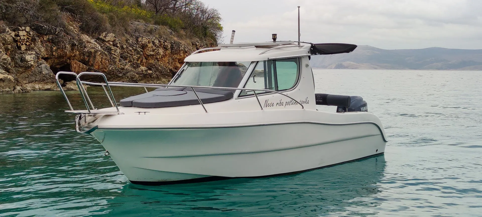 Rent a 6.76m Motor Boat in Novi Vinodolski