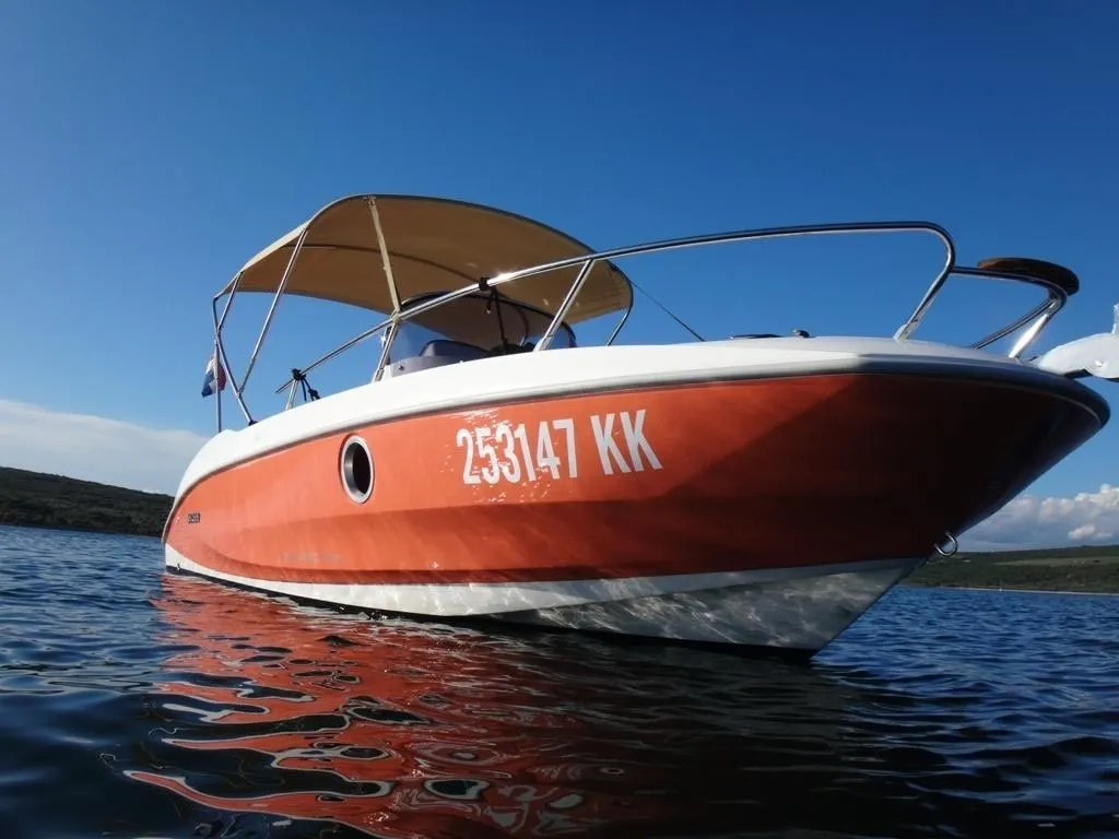No Name Charter Boat