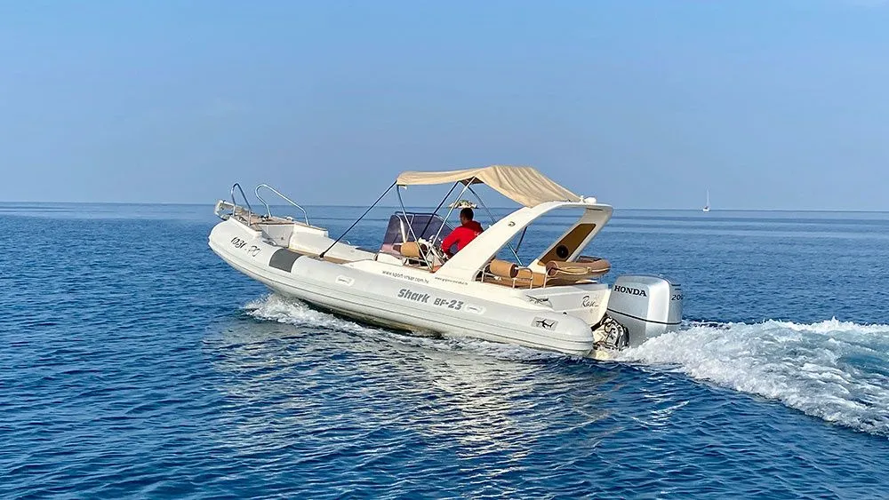 Explore Vrsar on a 7m Rental Shark 23