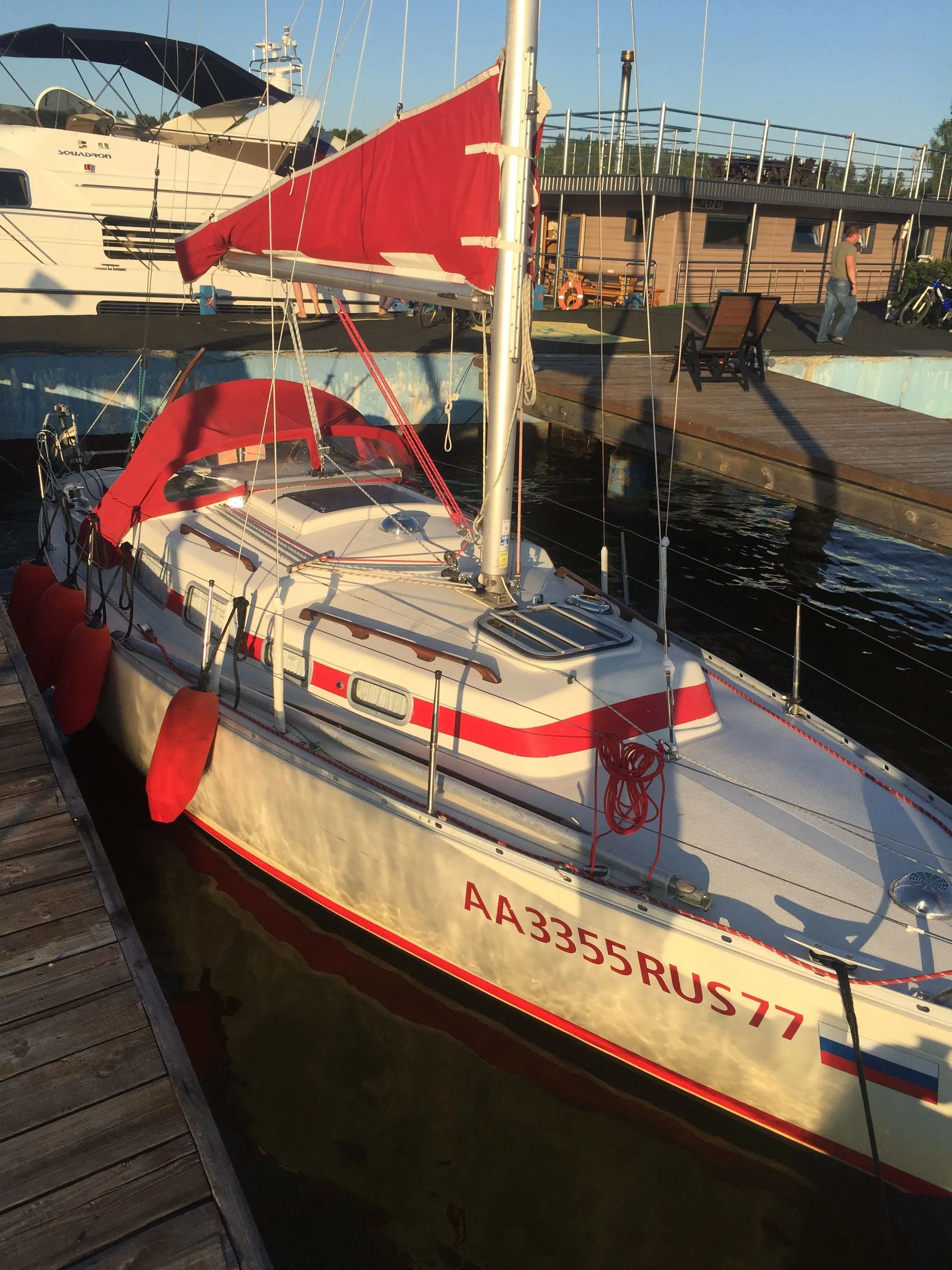 Charter a 9m Shipman 29 Sailing Yacht in Moscow
