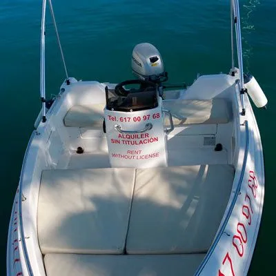Rent a 4m Boat in Sitges
