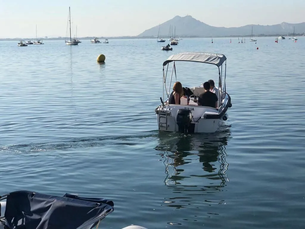 Julia Charter Boat