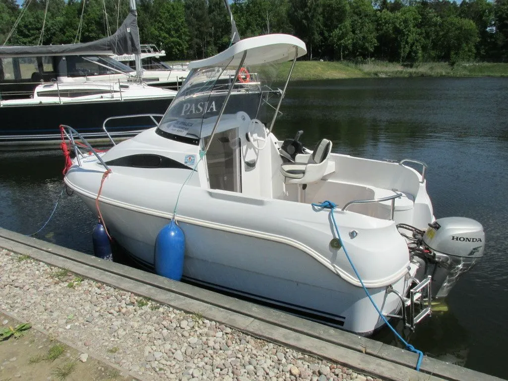 4.6m Bogaczewo Smart Fisher 460 Motor Boat Hire