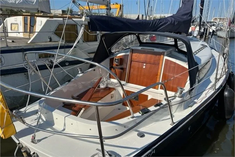 8.9m Lemmer Sailing Yacht Snapdragon 29 Hire