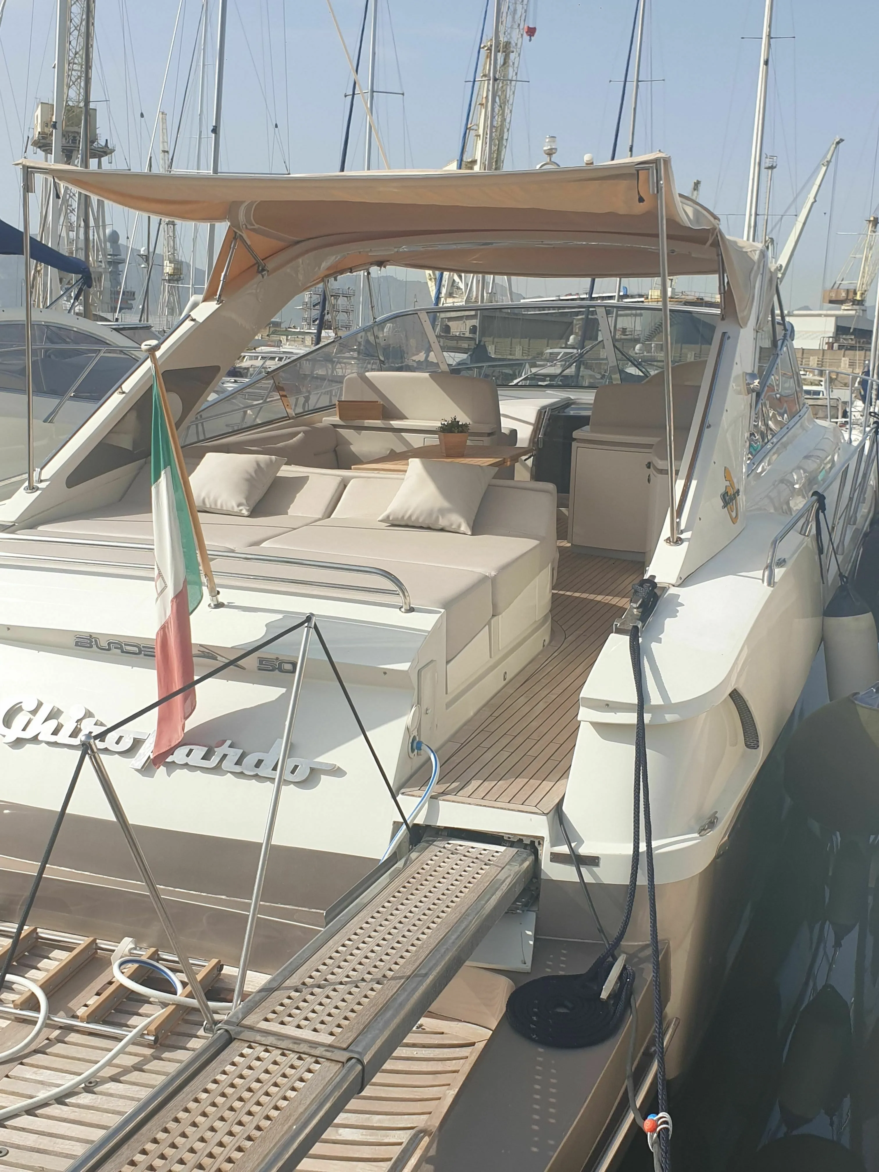 Ghiropardo Charter Boat