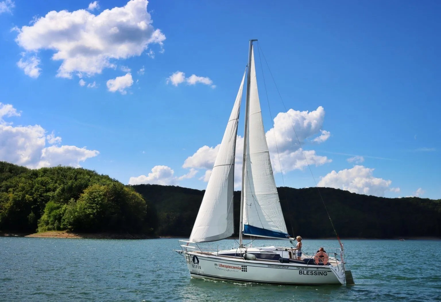 Charter a 8.06m Boat in Polańczyk