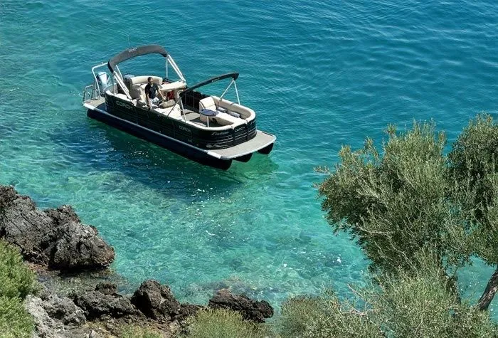 Explore Gouvia on a 7.92m South Bay 525 E Motor Boat Rental