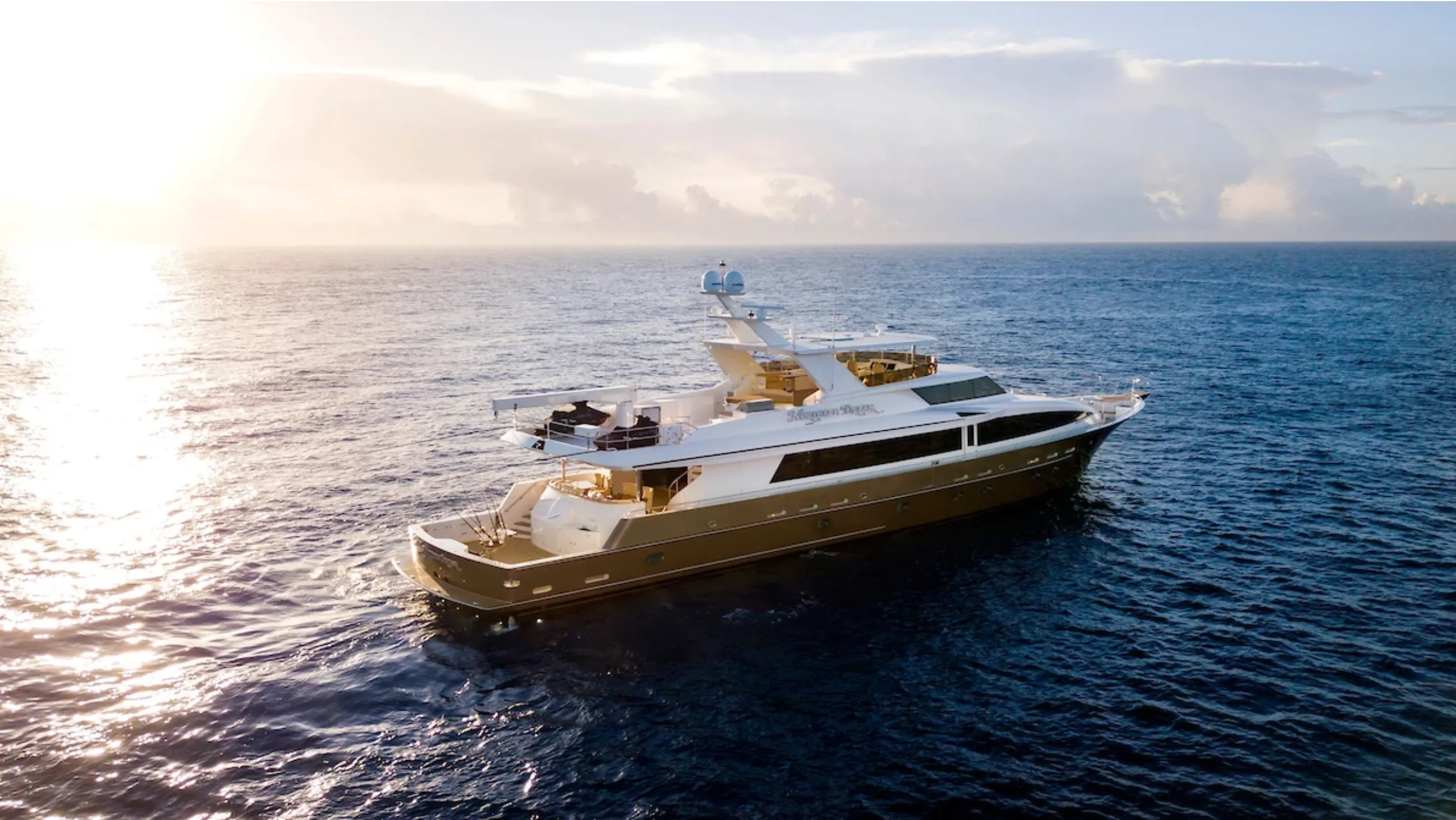 39.62m Cabo San Lucas Motor Yacht Sovereign Yachts 130 Hire