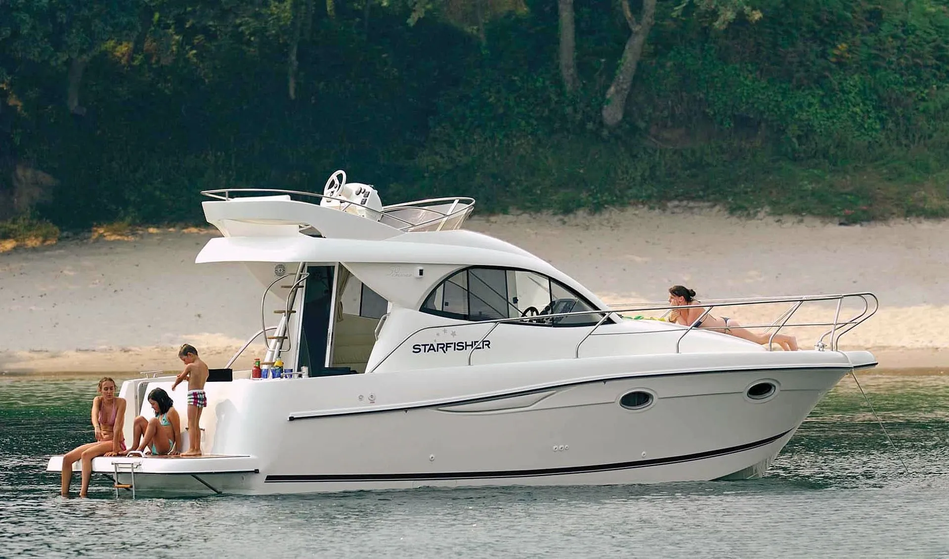Sarina Charter Boat