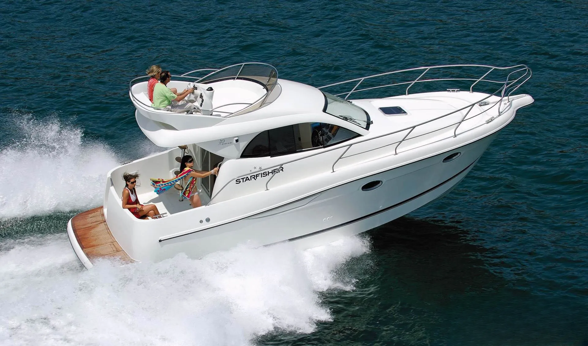 9.96m Heiligenhafen 2 Cabin Motor Yacht Hire