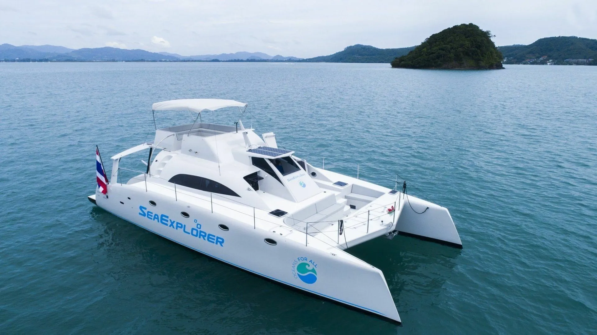 Explore Chalong on a 14.33m Rental Boat